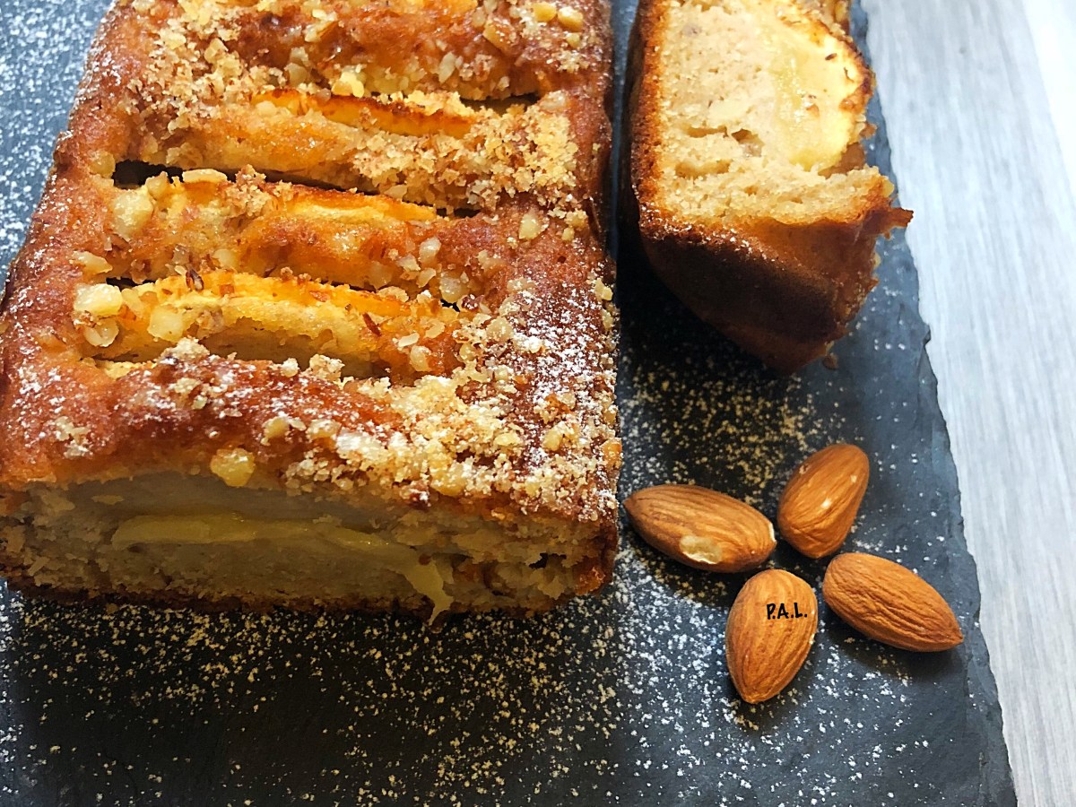 Plumcake di mele e&nbsp;mandorle